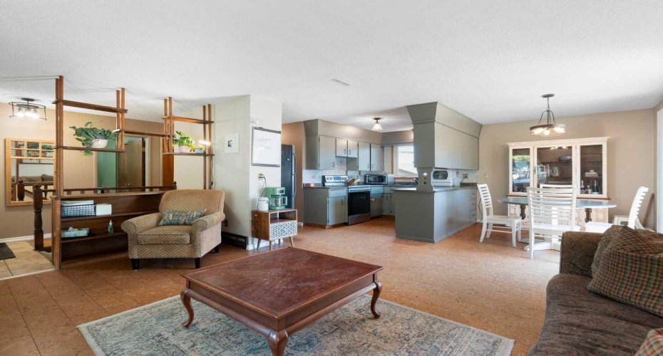 4609 Marcombe Way, Calgary, Alberta T2A 3G6, 3 Bedrooms Bedrooms, ,2 BathroomsBathrooms,Residential,For Sale,Marcombe,A2303431