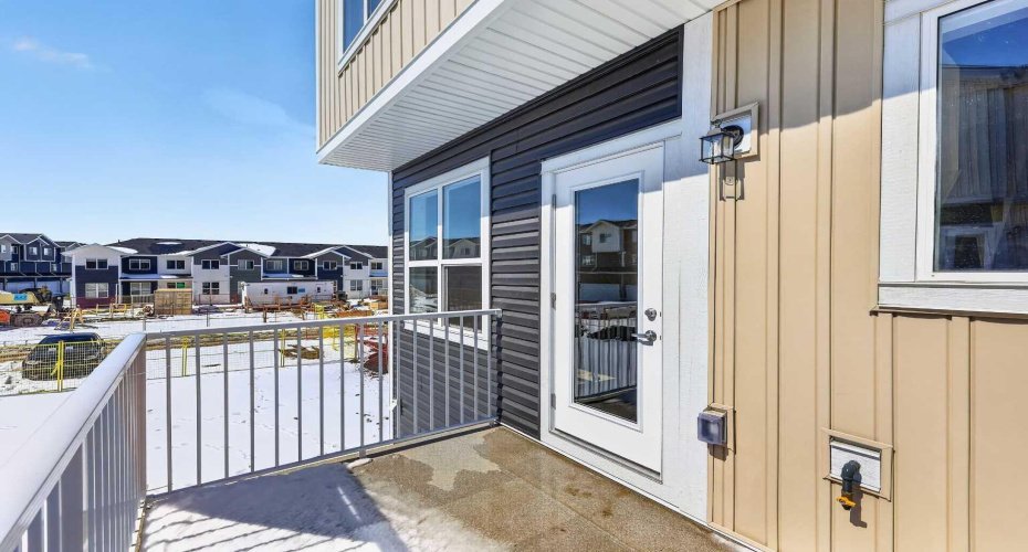 132 Red Embers Link, Calgary, Alberta T3N 2X8, 3 Bedrooms Bedrooms, ,3 BathroomsBathrooms,Residential,For Sale,Red Embers,A2303465