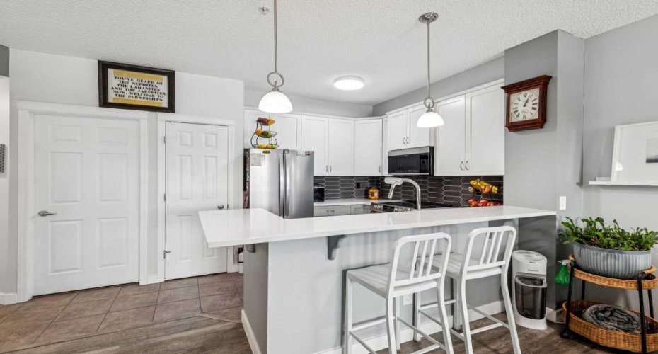 25 Prestwick Drive, Calgary, Alberta T2Z4Z1, 2 Bedrooms Bedrooms, ,2 BathroomsBathrooms,Residential,For Sale,Prestwick,A2303609