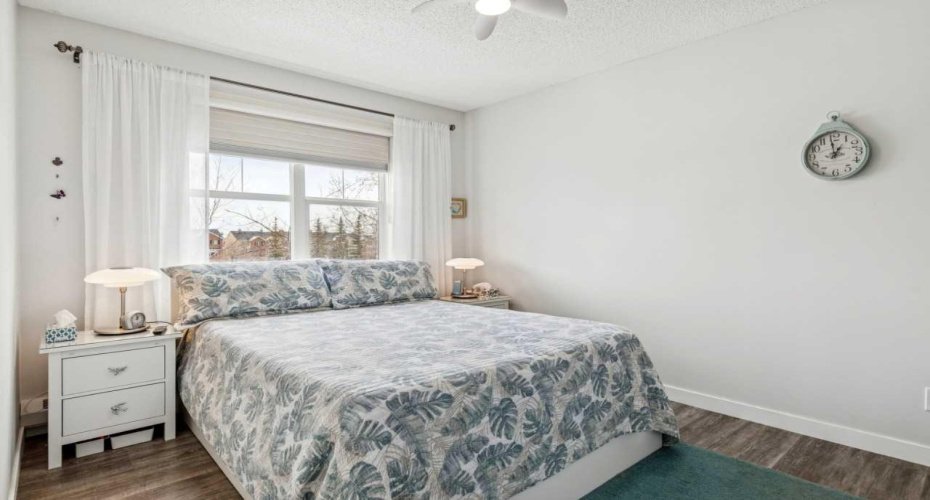 25 Prestwick Drive, Calgary, Alberta T2Z4Z1, 2 Bedrooms Bedrooms, ,2 BathroomsBathrooms,Residential,For Sale,Prestwick,A2303609