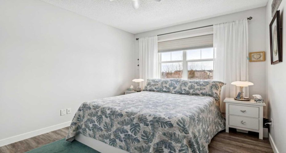 25 Prestwick Drive, Calgary, Alberta T2Z4Z1, 2 Bedrooms Bedrooms, ,2 BathroomsBathrooms,Residential,For Sale,Prestwick,A2303609