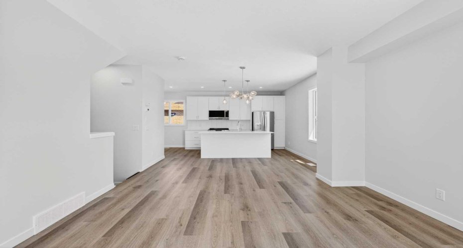 132 Red Embers Link, Calgary, Alberta T3N 2X8, 3 Bedrooms Bedrooms, ,3 BathroomsBathrooms,Residential,For Sale,Red Embers,A2303613