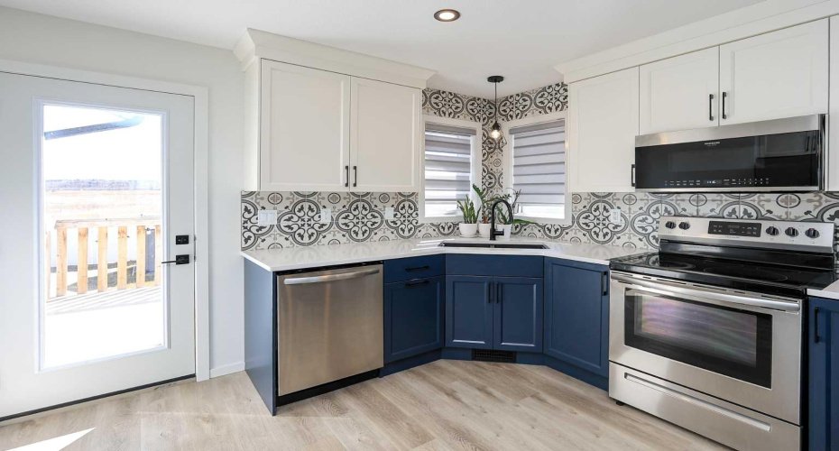 195 Thomlison Avenue, Red Deer, Alberta T4P 3E6, 4 Bedrooms Bedrooms, ,3 BathroomsBathrooms,Residential,For Sale,Thomlison,A2303919