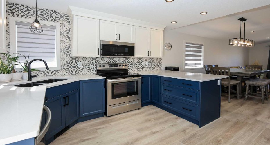 195 Thomlison Avenue, Red Deer, Alberta T4P 3E6, 4 Bedrooms Bedrooms, ,3 BathroomsBathrooms,Residential,For Sale,Thomlison,A2303919