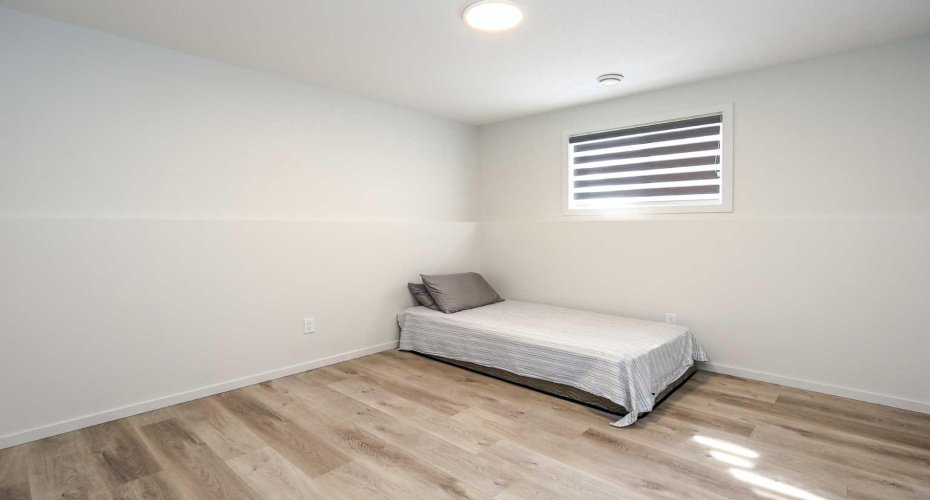 195 Thomlison Avenue, Red Deer, Alberta T4P 3E6, 4 Bedrooms Bedrooms, ,3 BathroomsBathrooms,Residential,For Sale,Thomlison,A2303919