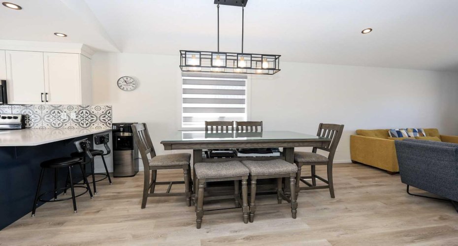 195 Thomlison Avenue, Red Deer, Alberta T4P 3E6, 4 Bedrooms Bedrooms, ,3 BathroomsBathrooms,Residential,For Sale,Thomlison,A2303919