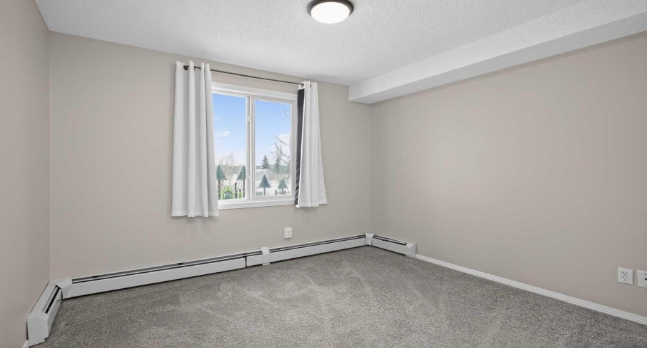 16320 24 Street, Calgary, Alberta T2Y 5A1, 2 Bedrooms Bedrooms, ,1 BathroomBathrooms,Residential,For Sale,24,A2303938