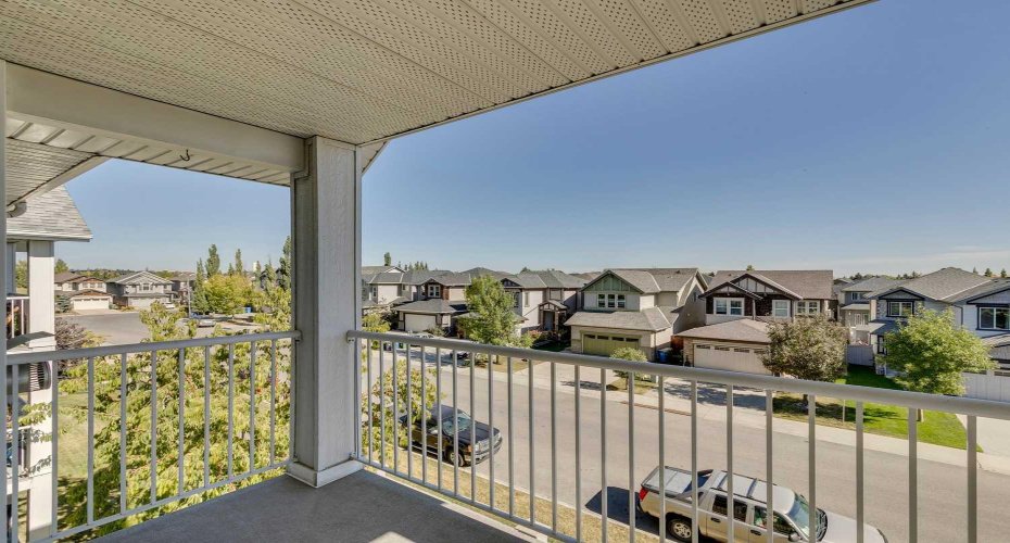 7301 Valleyview Park, Calgary, Alberta T2B 3R6, 2 Bedrooms Bedrooms, ,2 BathroomsBathrooms,Residential,For Sale,Valleyview,A2303949