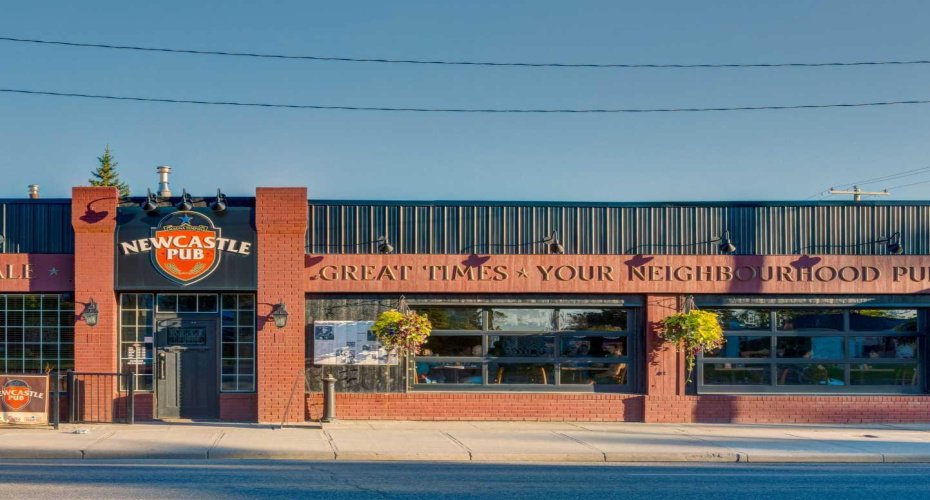 2702 17 Avenue, Calgary, Alberta T3E 8A5, 2 Bedrooms Bedrooms, ,2 BathroomsBathrooms,Residential,For Sale,17,A2303956