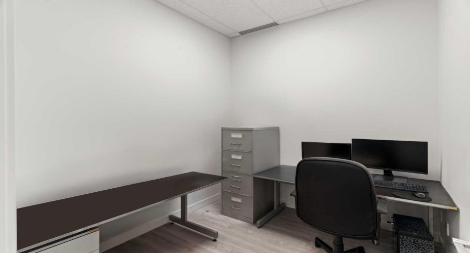 10960 42 Street, Calgary, Alberta T3N 2B8, ,Commercial,For Sale,42,A2303967