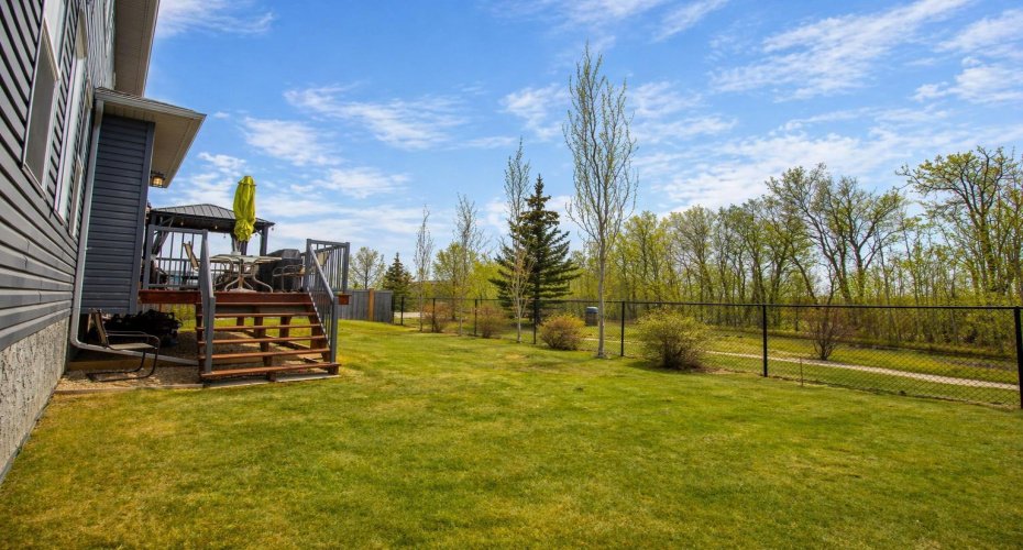 13522 104A Street, Grande Prairie, Alberta T8V 6K9, 4 Bedrooms Bedrooms, ,4 BathroomsBathrooms,Residential,For Sale,104A,A2303968