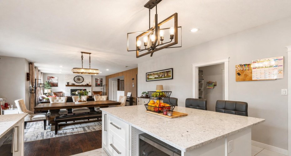 13522 104A Street, Grande Prairie, Alberta T8V 6K9, 4 Bedrooms Bedrooms, ,4 BathroomsBathrooms,Residential,For Sale,104A,A2303968