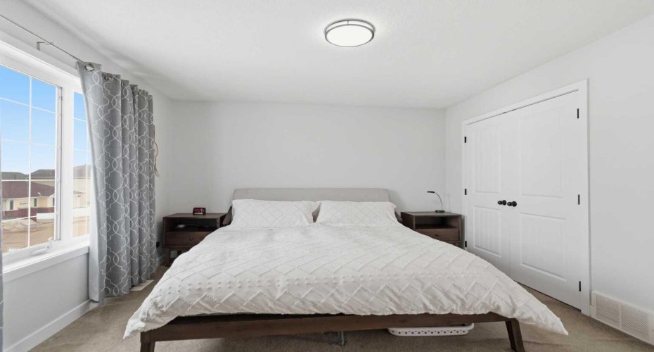 253 Grosbeak Way, Fort McMurray, Alberta T9K 0L8, 4 Bedrooms Bedrooms, ,4 BathroomsBathrooms,Residential,For Sale,Grosbeak,A2303974