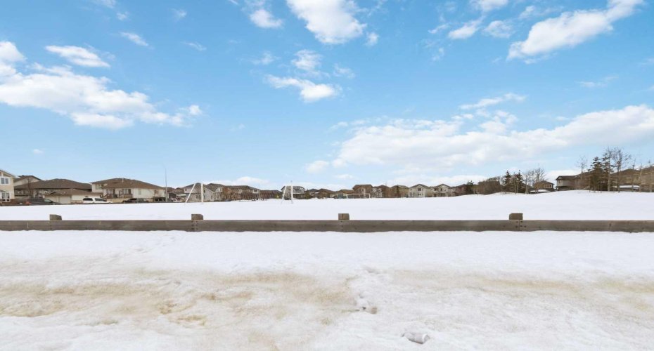 253 Grosbeak Way, Fort McMurray, Alberta T9K 0L8, 4 Bedrooms Bedrooms, ,4 BathroomsBathrooms,Residential,For Sale,Grosbeak,A2303974