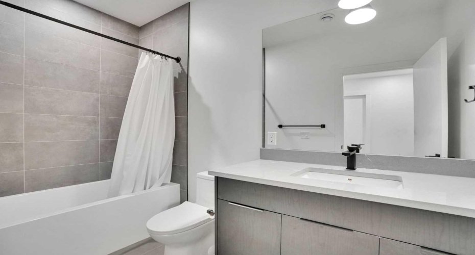 402 26 Avenue, Calgary, Alberta t2m5g7, 3 Bedrooms Bedrooms, ,4 BathroomsBathrooms,Residential,For Sale,26,A2303975