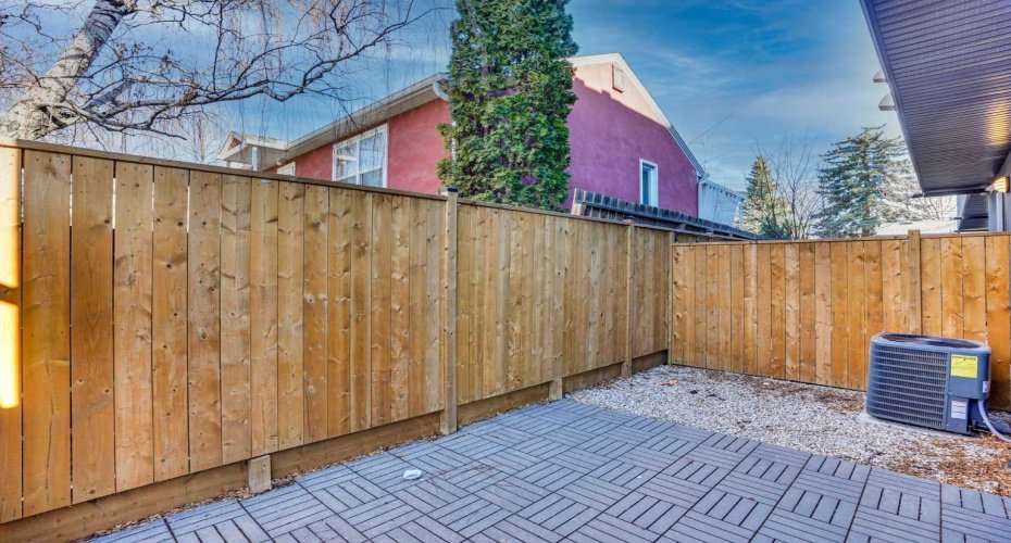 402 26 Avenue, Calgary, Alberta t2m5g7, 3 Bedrooms Bedrooms, ,4 BathroomsBathrooms,Residential,For Sale,26,A2303975