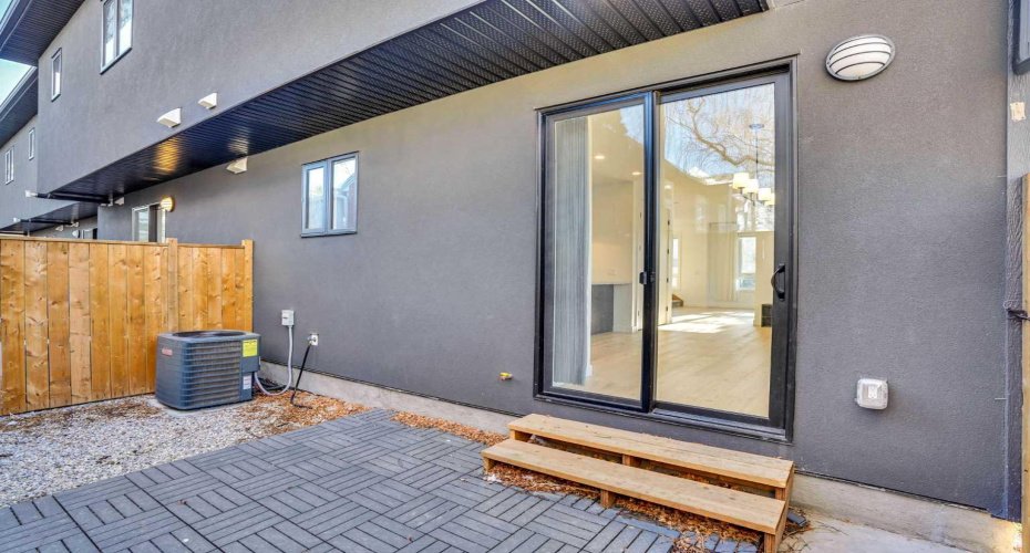 402 26 Avenue, Calgary, Alberta t2m5g7, 3 Bedrooms Bedrooms, ,4 BathroomsBathrooms,Residential,For Sale,26,A2303975