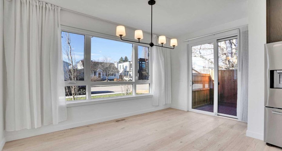 402 26 Avenue, Calgary, Alberta t2m5g7, 3 Bedrooms Bedrooms, ,4 BathroomsBathrooms,Residential,For Sale,26,A2303975