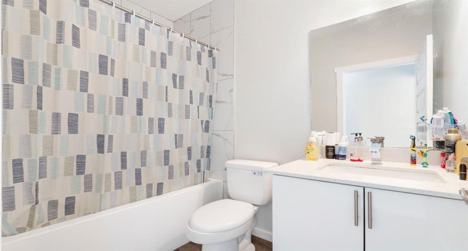 224 River Heights Drive, Cochrane, Alberta T4C2T8, 4 Bedrooms Bedrooms, ,4 BathroomsBathrooms,Residential,For Sale,River Heights,A2304095