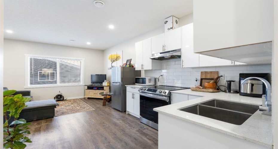 224 River Heights Drive, Cochrane, Alberta T4C2T8, 4 Bedrooms Bedrooms, ,4 BathroomsBathrooms,Residential,For Sale,River Heights,A2304095