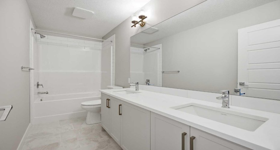 273 Dawson Wharf Road, Chestermere, Alberta T1X 2W4, 3 Bedrooms Bedrooms, ,3 BathroomsBathrooms,Residential,For Sale,Dawson Wharf,A2304157