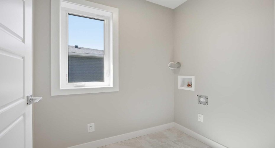 273 Dawson Wharf Road, Chestermere, Alberta T1X 2W4, 3 Bedrooms Bedrooms, ,3 BathroomsBathrooms,Residential,For Sale,Dawson Wharf,A2304157