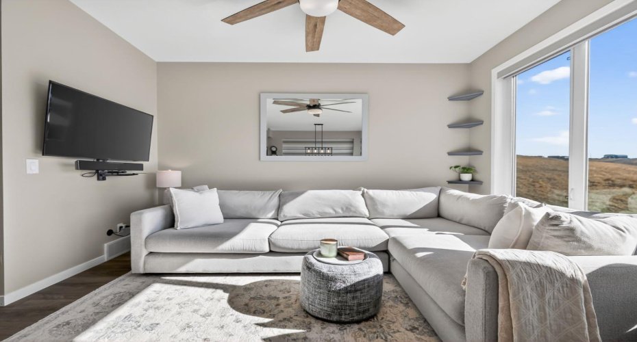 205 Sunset Point, Cochrane, Alberta T4C 0L2, 3 Bedrooms Bedrooms, ,4 BathroomsBathrooms,Residential,For Sale,Sunset,A2304166