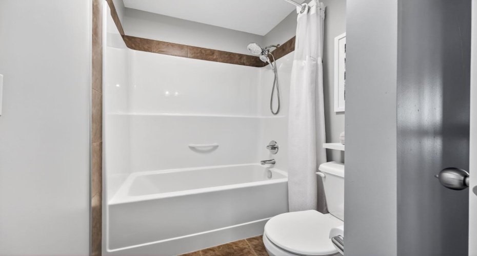 205 Sunset Point, Cochrane, Alberta T4C 0L2, 3 Bedrooms Bedrooms, ,4 BathroomsBathrooms,Residential,For Sale,Sunset,A2304166