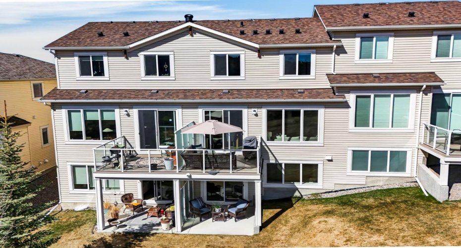 205 Sunset Point, Cochrane, Alberta T4C 0L2, 3 Bedrooms Bedrooms, ,4 BathroomsBathrooms,Residential,For Sale,Sunset,A2304166