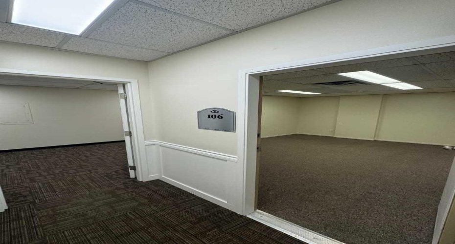 5033 52 Street, Lacombe, Alberta T4L 2A6, ,Commercial,For Lease,Parkland Place Professional Building,52,A2304207