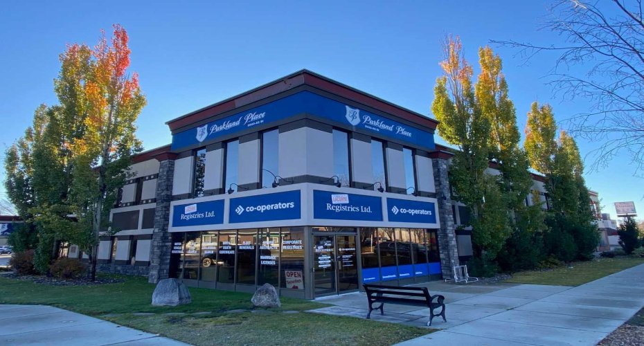 5033 52 Street, Lacombe, Alberta T4L 2A6, ,Commercial,For Lease,Parkland Place Professional Building,52,A2304207