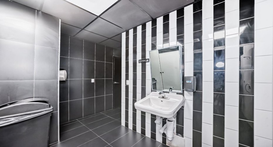 1814 Mayor Magrath Drive, Lethbridge, Alberta T1K2R5, ,Commercial,For Lease,Mayor Magrath,A2304217