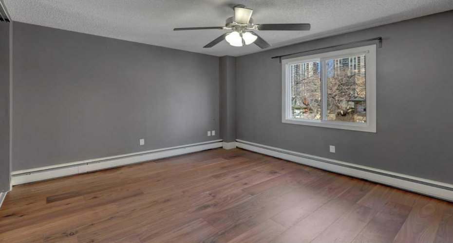 1025 14 Avenue, Calgary, Alberta T2R 0N9, 2 Bedrooms Bedrooms, ,1 BathroomBathrooms,Residential,For Sale,14,A2304222