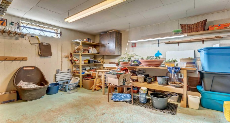 70 Morrow Court, Medicine Hat, Alberta T1A 7B7, 4 Bedrooms Bedrooms, ,2 BathroomsBathrooms,Residential,For Sale,Morrow,A2304235