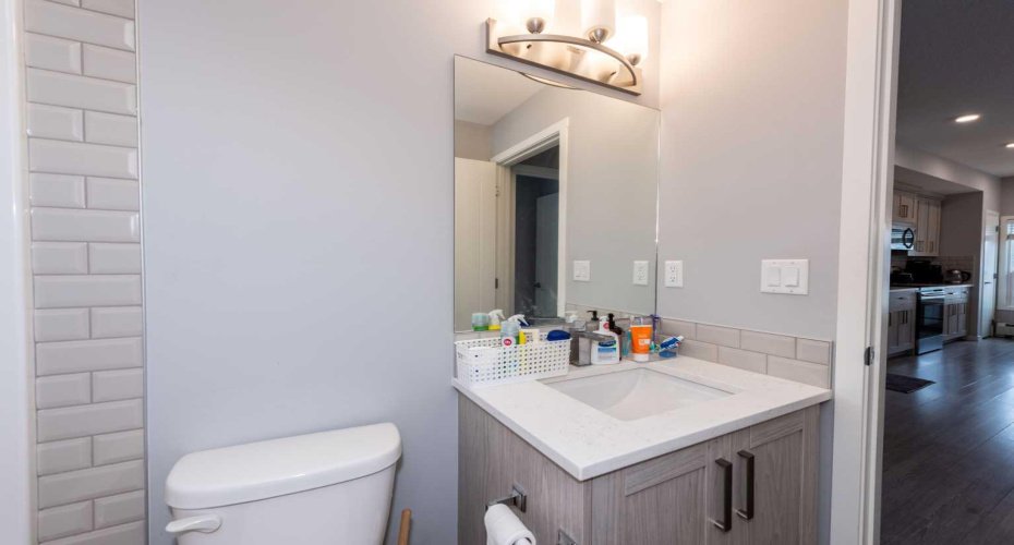 4350 Seton Drive, Calgary, Alberta T3M 3B1, 2 Bedrooms Bedrooms, ,2 BathroomsBathrooms,Residential,For Sale,Seton,A2304236