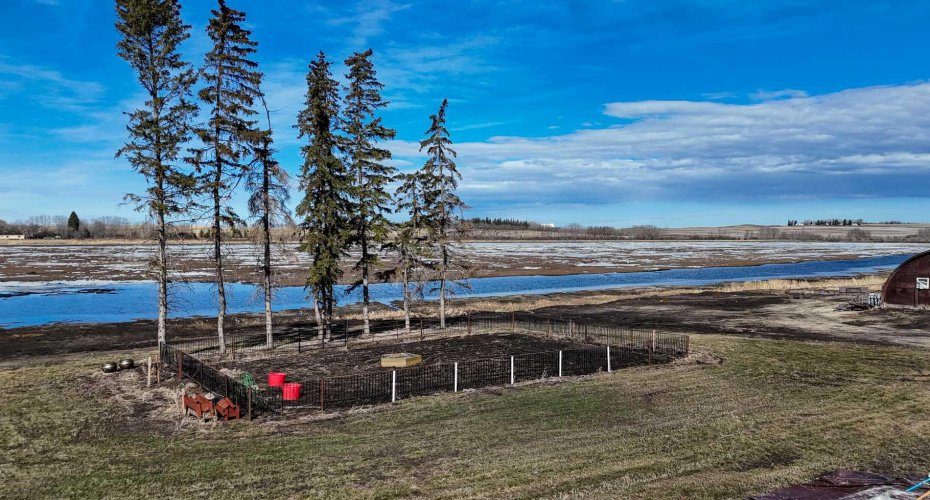1250 343A Township, Rural Red Deer County, Alberta T0M0K0, 1 Bedroom Bedrooms, ,1 BathroomBathrooms,Residential,For Sale,343A,A2304259