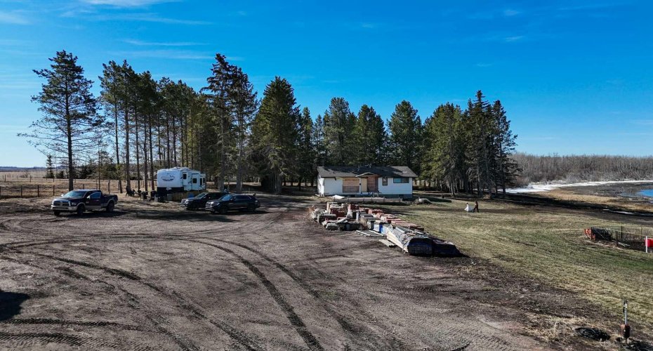 1250 343A Township, Rural Red Deer County, Alberta T0M0K0, 1 Bedroom Bedrooms, ,1 BathroomBathrooms,Residential,For Sale,343A,A2304259