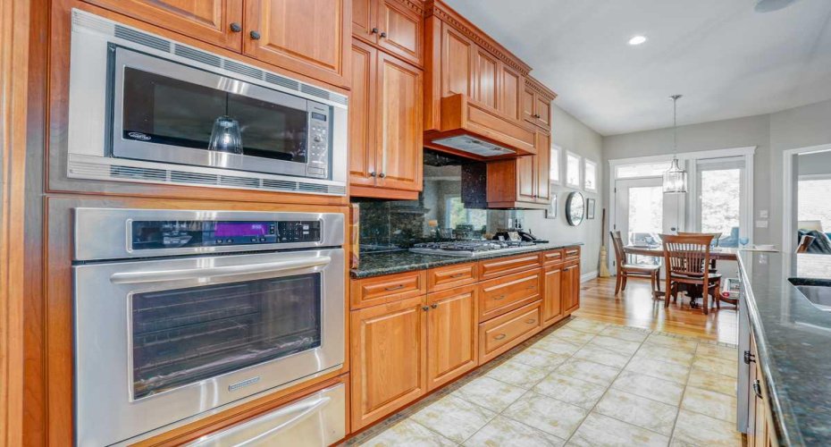 462 Crystal Green Manor, Okotoks, Alberta T1S 0A3, 3 Bedrooms Bedrooms, ,3 BathroomsBathrooms,Residential,For Sale,Crystal Green,A2304266