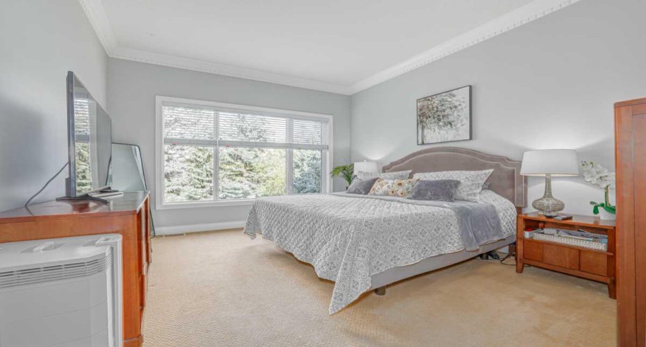 462 Crystal Green Manor, Okotoks, Alberta T1S 0A3, 3 Bedrooms Bedrooms, ,3 BathroomsBathrooms,Residential,For Sale,Crystal Green,A2304266