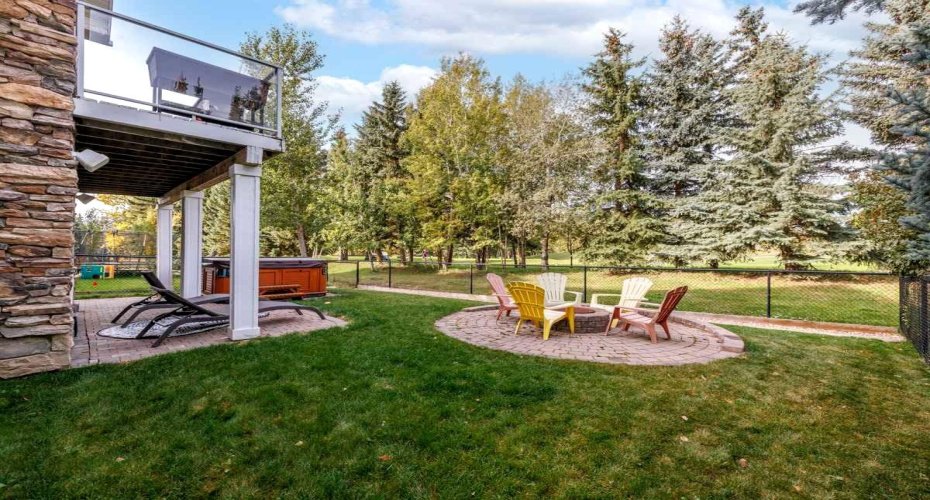 462 Crystal Green Manor, Okotoks, Alberta T1S 0A3, 3 Bedrooms Bedrooms, ,3 BathroomsBathrooms,Residential,For Sale,Crystal Green,A2304266