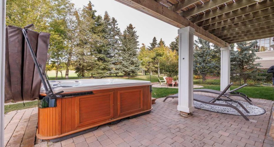 462 Crystal Green Manor, Okotoks, Alberta T1S 0A3, 3 Bedrooms Bedrooms, ,3 BathroomsBathrooms,Residential,For Sale,Crystal Green,A2304266