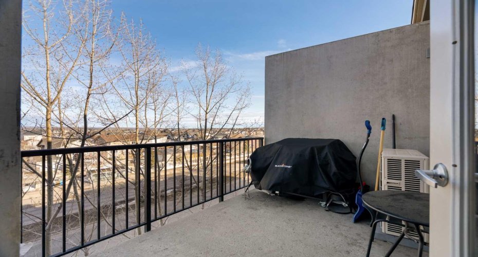 135A Sandpiper Road, Fort McMurray, Alberta T9K 0N3, 2 Bedrooms Bedrooms, ,2 BathroomsBathrooms,Residential,For Sale,Sandpiper,A2304284