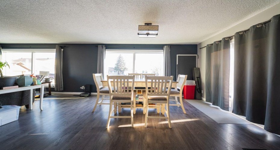 115 Christina Court, Fort McMurray, Alberta T9K 1H3, 6 Bedrooms Bedrooms, ,3 BathroomsBathrooms,Residential,For Sale,Christina,A2304287