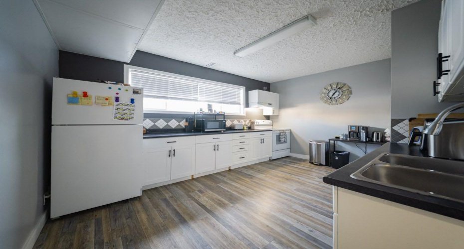 115 Christina Court, Fort McMurray, Alberta T9K 1H3, 6 Bedrooms Bedrooms, ,3 BathroomsBathrooms,Residential,For Sale,Christina,A2304287