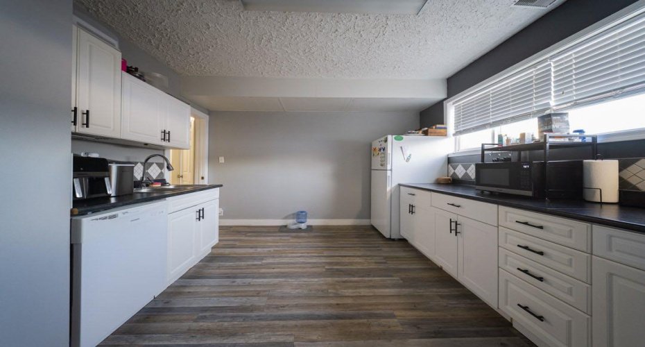 115 Christina Court, Fort McMurray, Alberta T9K 1H3, 6 Bedrooms Bedrooms, ,3 BathroomsBathrooms,Residential,For Sale,Christina,A2304287