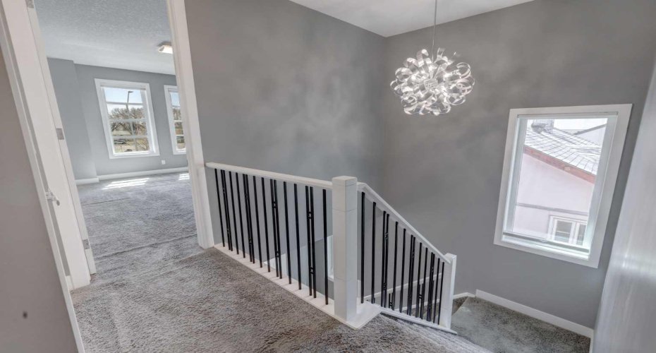 624 20 Avenue, Calgary, Alberta T2M 1C8, 5 Bedrooms Bedrooms, ,4 BathroomsBathrooms,Residential,For Sale,20,A2304295