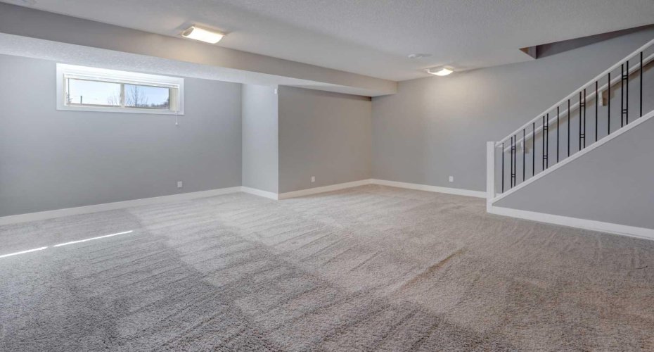 624 20 Avenue, Calgary, Alberta T2M 1C8, 5 Bedrooms Bedrooms, ,4 BathroomsBathrooms,Residential,For Sale,20,A2304295