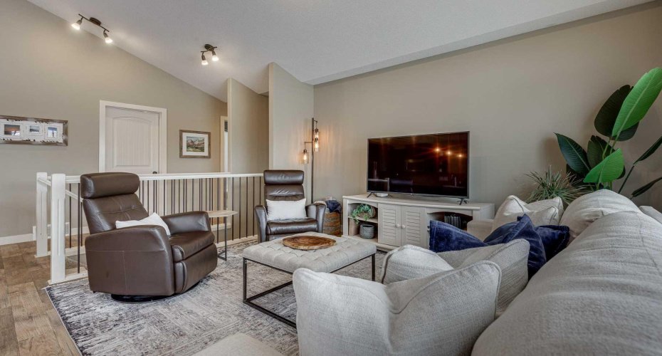 84 Isbister Close, Red Deer, Alberta T4R 0B9, 4 Bedrooms Bedrooms, ,3 BathroomsBathrooms,Residential,For Sale,Isbister,A2304300