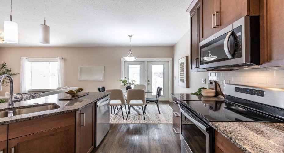 350 Somerside Road, Medicine Hat, Alberta T1B0R9, 3 Bedrooms Bedrooms, ,3 BathroomsBathrooms,Residential,For Sale,Somerside,A2298254