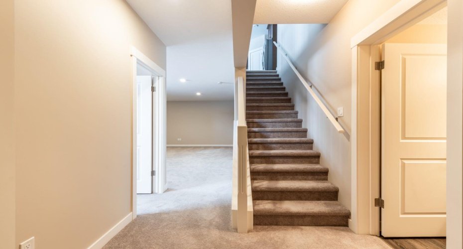 350 Somerside Road, Medicine Hat, Alberta T1B0R9, 3 Bedrooms Bedrooms, ,3 BathroomsBathrooms,Residential,For Sale,Somerside,A2298254